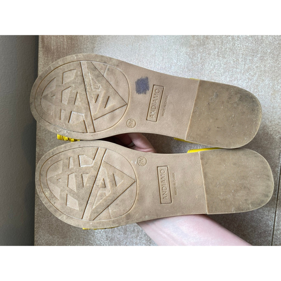 Andiamo Yellow Cutout Slide Sandals Summer Beach Resort Boho Coastal Slip-On 9.5 - Picture 6 of 6
